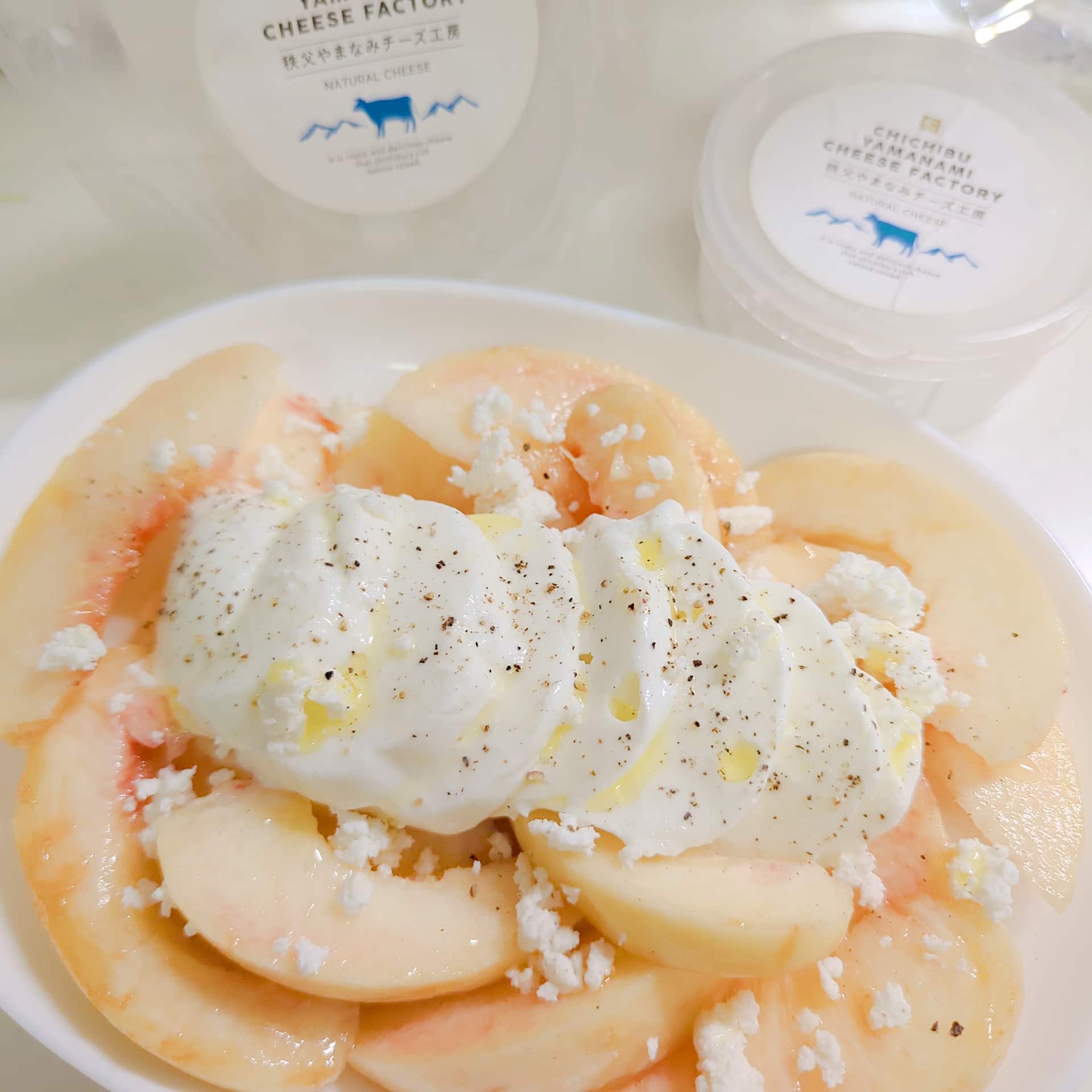 やまなみチーズ工房でNIPPONIA秩父の桃のカルパッチョを再現